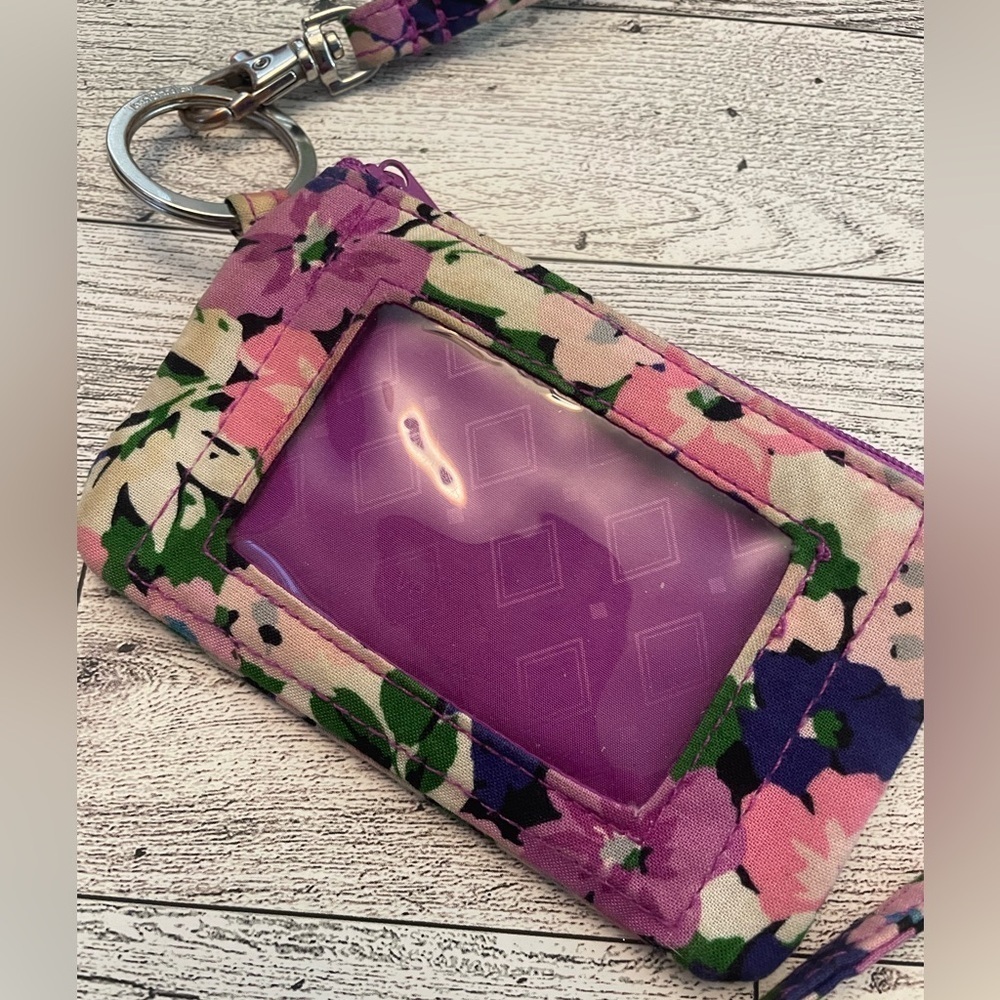NWOT Vera Bradley Zip ID & Lanyard
in Cotton In Flower Garden Purple - Picture 2 of 7